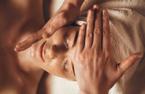 Massage faciale à Arras